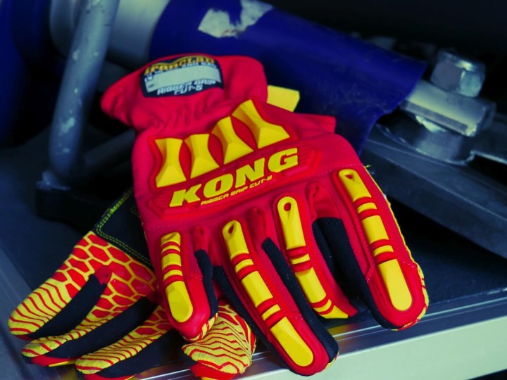Rękawice techniczne KONG Rigger Grip Cut 5 KRC5