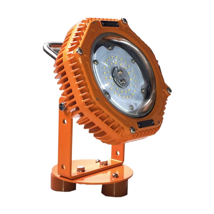 Akumulatorowy maszt oświetleniowy NightSearcher TITAN RX ATEX 2.100 lm