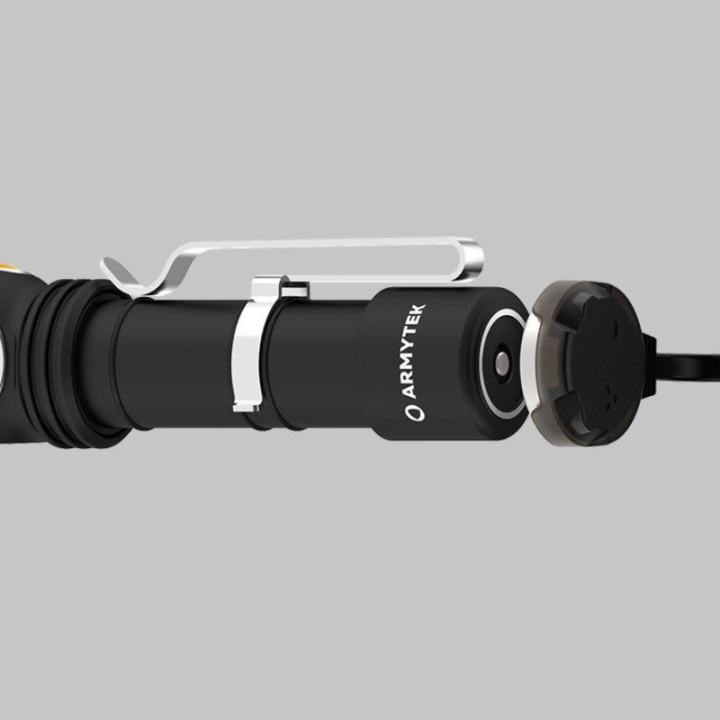 Latarka Armytek Wizard C2 WR Magnet USB White