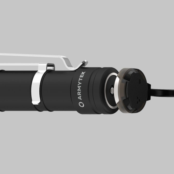 Latarka Armytek Wizard C2 Pro Max White