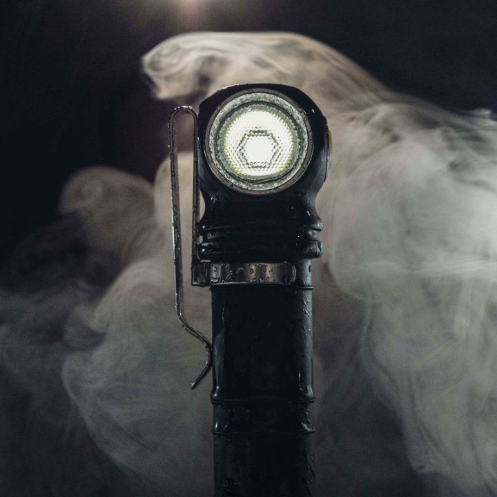 Latarka Armytek Wizard C2 Pro Max White