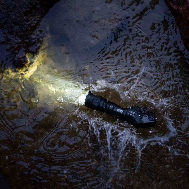 Latarka Armytek Parma C2IR Pro