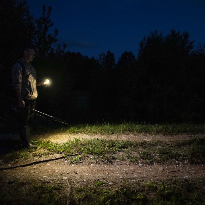 Latarka Armytek Crystal Pro Grey