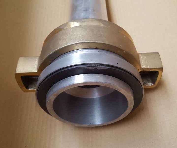 Stojak hydrantowy DN100 podwójny A/BB (2x75), przyłącze DN100, rura DN80