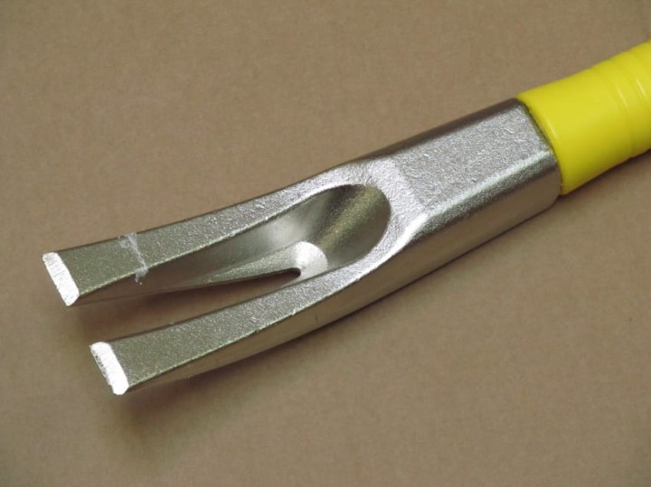Uniwersalne narzędzie ratownicze izolowane NUPLA Halligan Tool 91cm