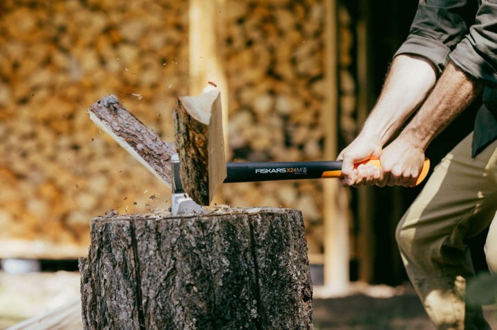 Siekiera Fiskars X-Series X24 - dł. 60 cm, ostrze M